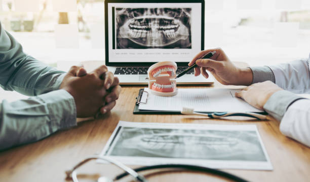 Best Emergency Dental Services for Seniors in Lakes West, CT